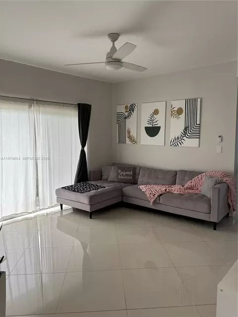 1851 NW 96th Ter #6B, Pembroke Pines, FL 33024
