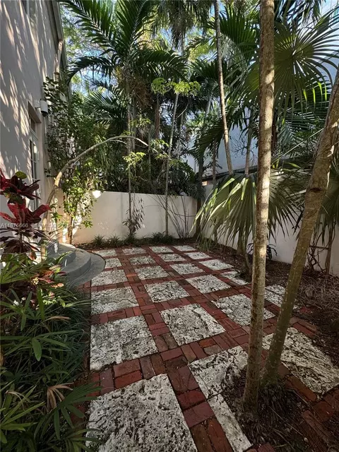 732 Euclid Ave #4, Miami Beach, FL 33139