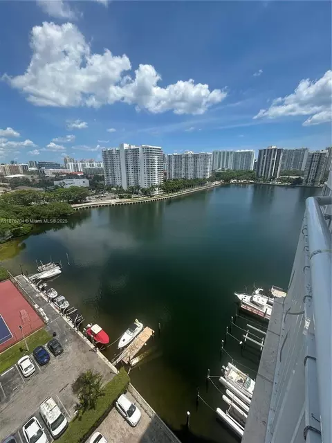 18081 Biscayne Blvd #1502-4, Aventura, FL 33160