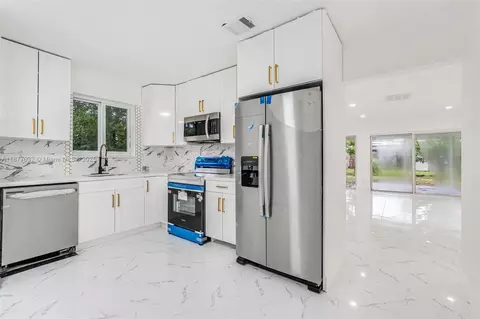 4731 NW 12th St, Lauderhill, FL 33313