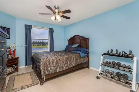 Bedroom - 2091 SW 176th Ave, Miramar, FL 33029 photo 2 of 5