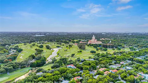 View/Area - 3903 Granada Blvd, Coral Gables, FL 33134 photo 1 of 2