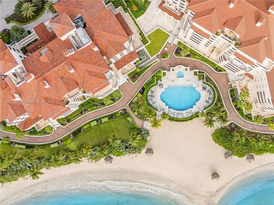 View/Area - 8011 Fisher Island Dr #8011, Miami Beach, FL 33109 photo 2 of 3