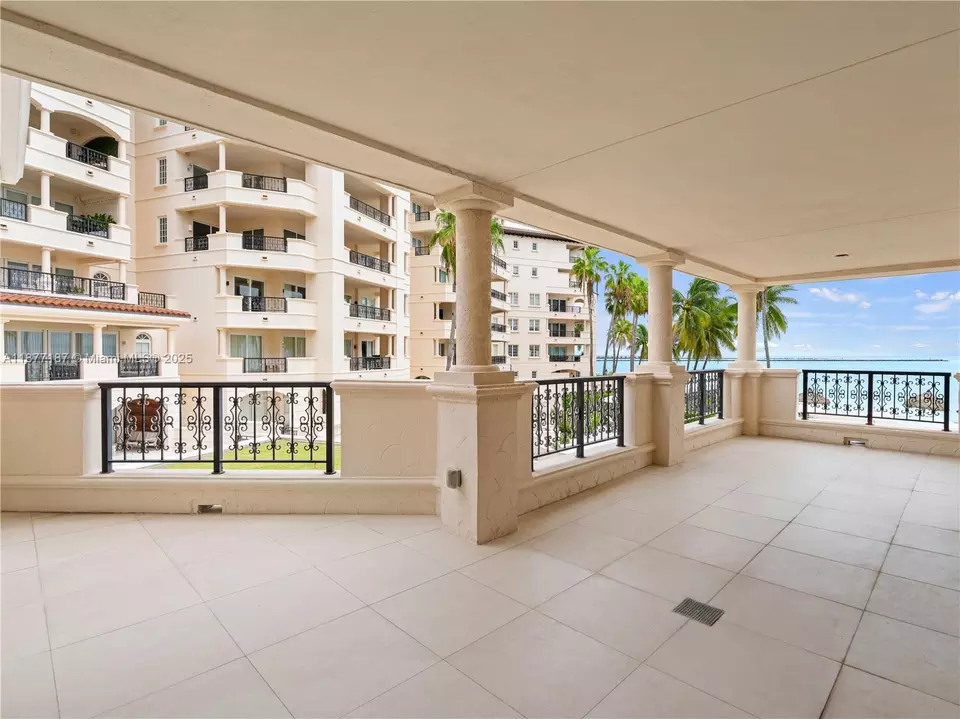Exterior - 8011 Fisher Island Dr #8011, Miami Beach, FL 33109 photo 5 of 14