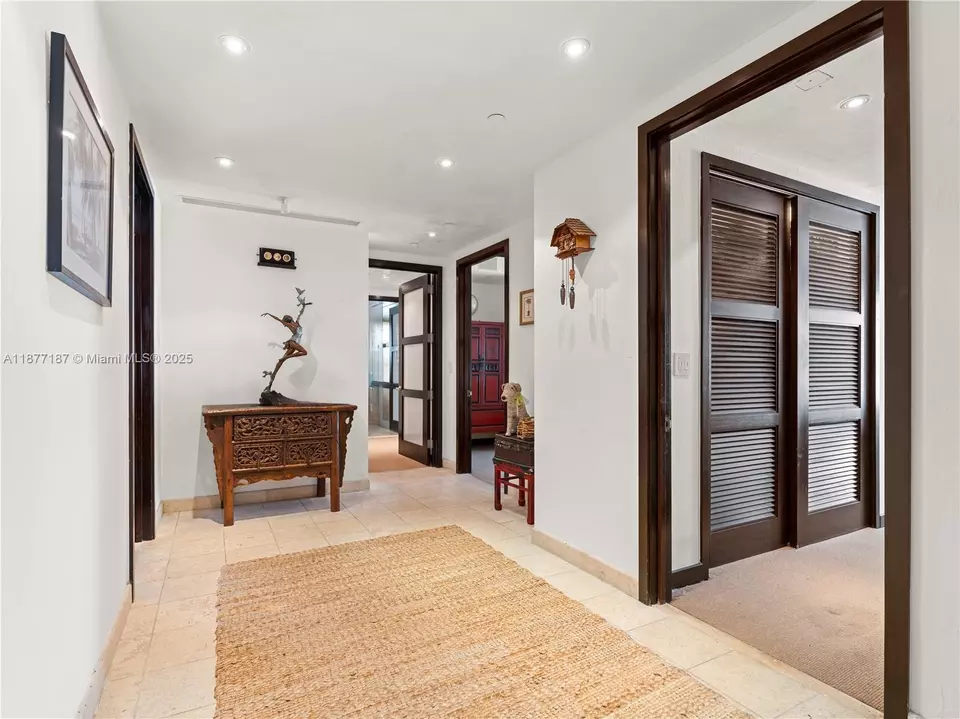 Entry Way - 8011 Fisher Island Dr #8011, Miami Beach, FL 33109 photo 5 of 7