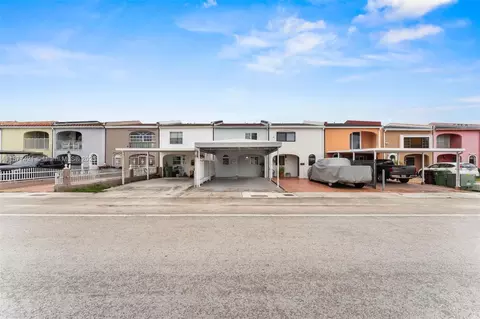 7025 W 19th Ct, Hialeah, FL 33014