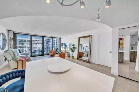 2401 S Ocean Dr #2504, Hollywood, FL 33019