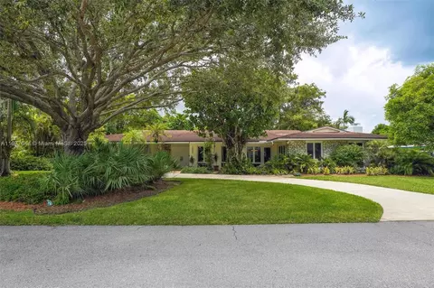 13900 SW 72nd Ct, Palmetto Bay, FL 33158