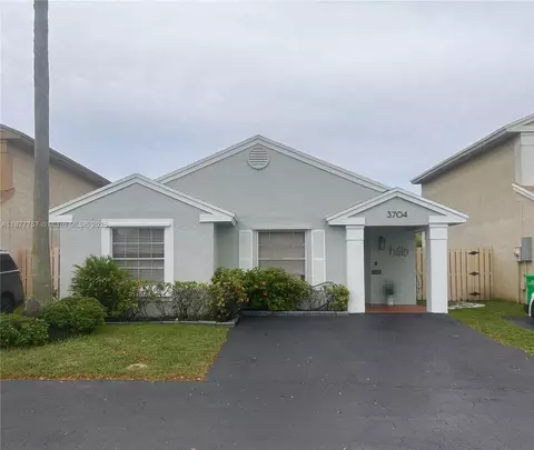 3704 NW 107th Ter, Sunrise, FL 33351