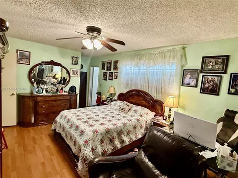 Bedroom - 7174 W 2nd Ln, Hialeah, FL 33014 photo 2 of 2