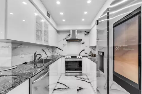 1965 S Ocean Dr #15B, Hallandale Beach, FL 33009