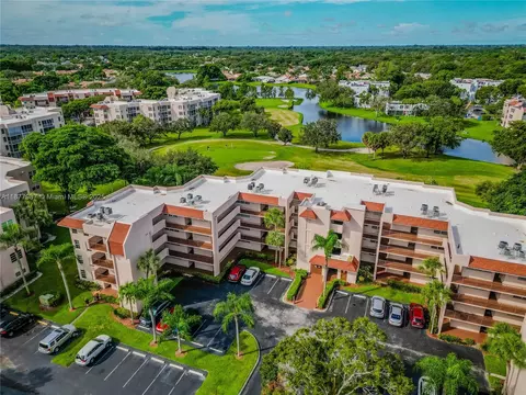 1911 Sabal Palm Dr #105, Davie, FL 33324