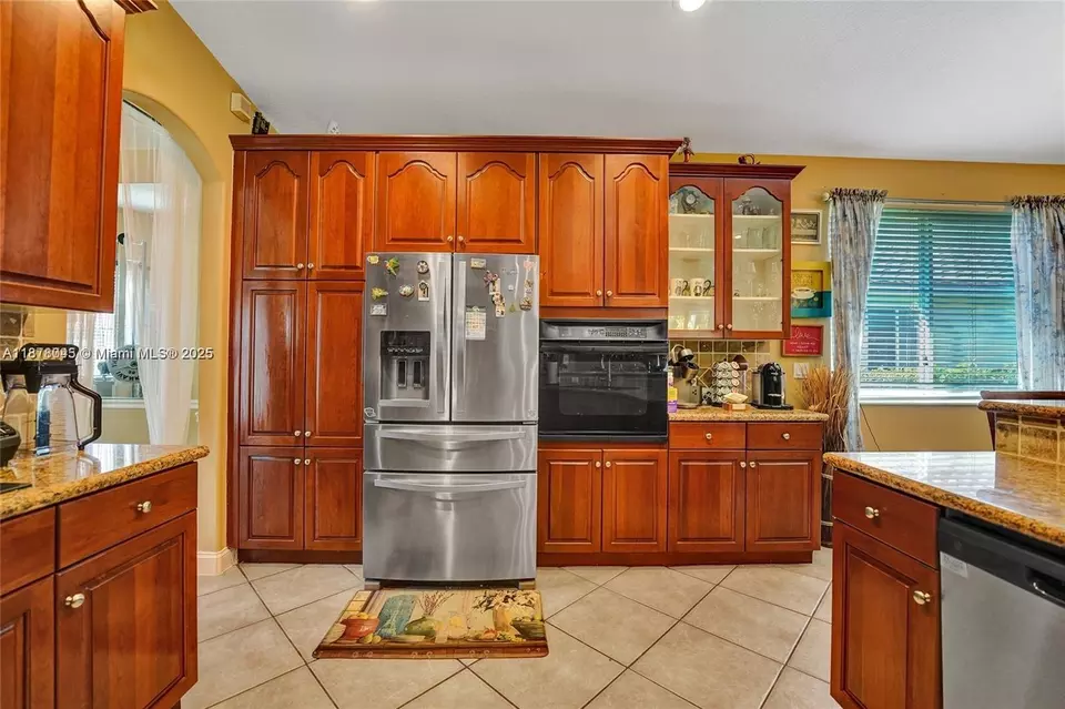 Kitchen - 14520 SW 37th St, Miramar, FL 33027 photo 7 of 7