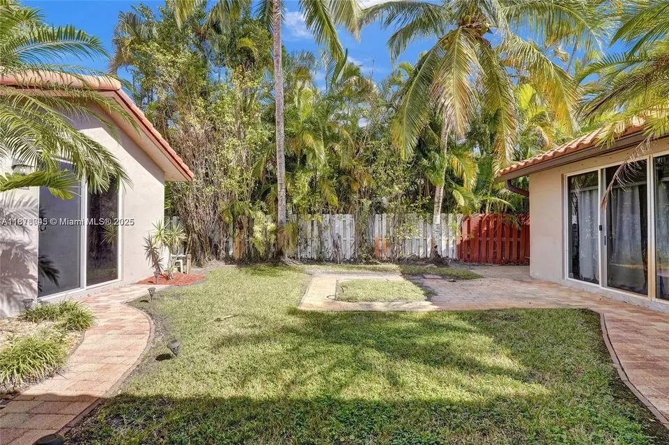 Exterior - 14520 SW 37th St, Miramar, FL 33027 photo 3 of 6