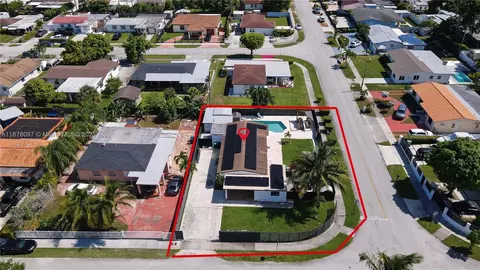10370 SW 34th St, Miami, FL 33165