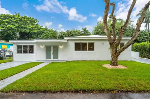 510 NE 155th Ter, Miami, FL 33162