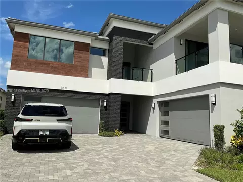 8571 Shoreacres St, Boca Raton, FL 33434