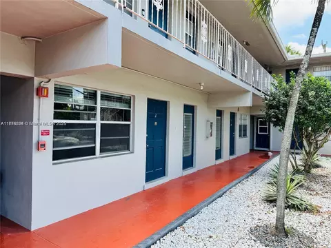 1830 Cleveland St #3, Hollywood, FL 33020