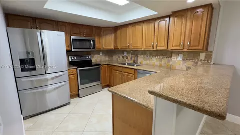 2764 NW 47th Ter #804, Lauderdale Lakes, FL 33313