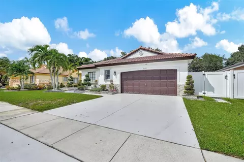 16255 SW 2nd Dr, Pembroke Pines, FL 33027