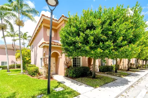 7818 Catalina Cir, Tamarac, FL 33321