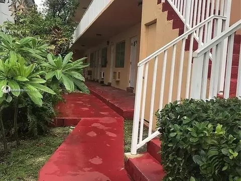 7720 Harding Ave #6, Miami Beach, FL 33141