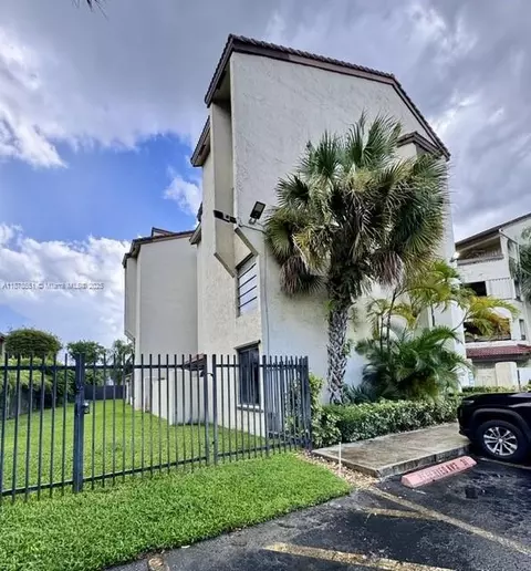 8933 SW 123rd Ct #102, Miami, FL 33186