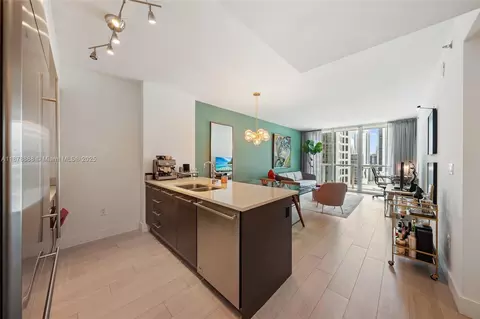 55 SE 6th St #1908, Miami, FL 33131
