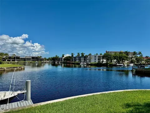 930 SE 9th Ave #8, Pompano Beach, FL 33060