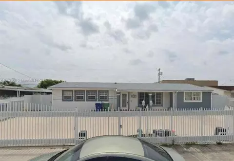 4420 NW 168th Ter, Miami Gardens, FL 33055