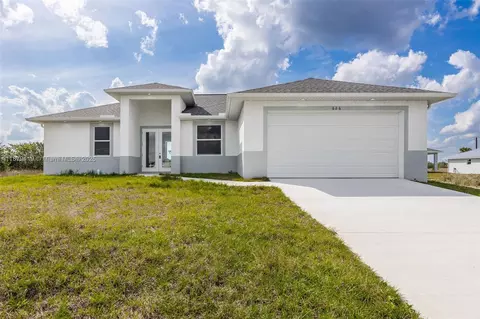 1103 Andover Dr, Labelle, FL 33935 photo 1