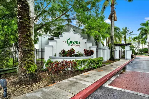 4662 NW 97th Ct #101, Doral, FL 33178