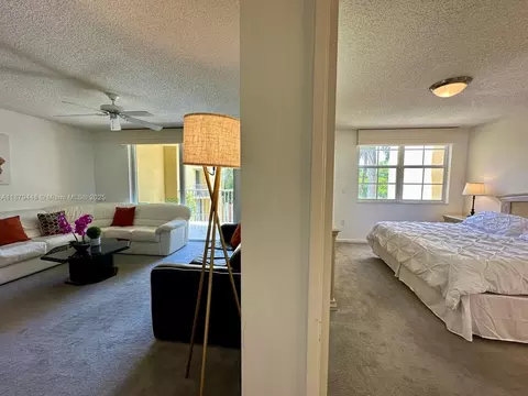 19701 E Country Club Dr #5405, Aventura, FL 33180