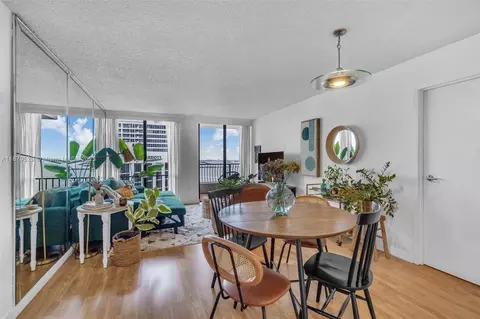 555 NE 15th St #PH-D, Miami, FL 33132