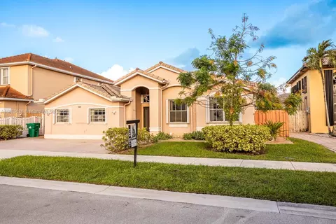 765 NW 129th Pl, Miami, FL 33182