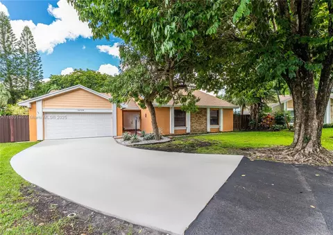 14729 SW 53rd Ter, Miami, FL 33185