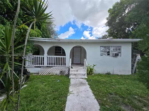1817 NW 90th St, Miami, FL 33147