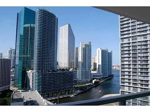 500 Brickell Ave #2505, Miami, FL 33131