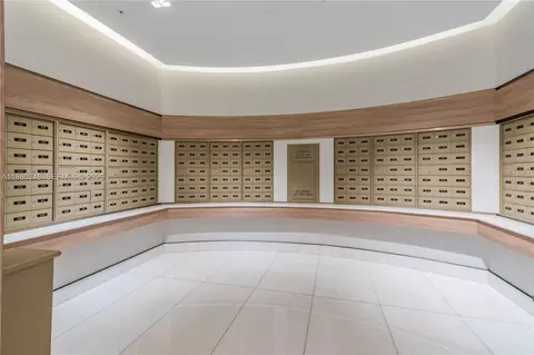 Other - 888 Brickell Key Dr #1807, Miami, FL 33131 photo 14 of 25