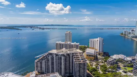 View/Area - 888 Brickell Key Dr #1807, Miami, FL 33131 photo 5 of 6