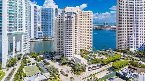 Other - 888 Brickell Key Dr #1807, Miami, FL 33131 photo 1 of 25