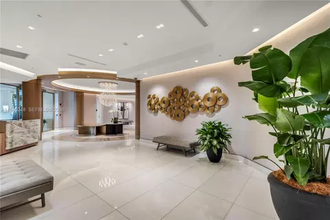 Other - 888 Brickell Key Dr #1807, Miami, FL 33131 photo 11 of 25