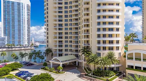 Other - 888 Brickell Key Dr #1807, Miami, FL 33131 photo 24 of 25