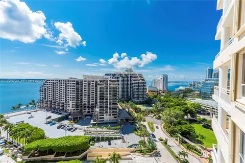View/Area - 888 Brickell Key Dr #1807, Miami, FL 33131 photo 1 of 6