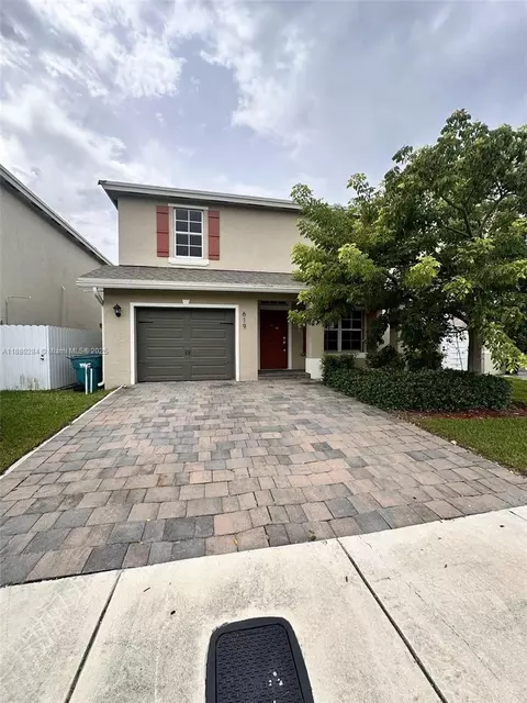 619 NE 4th St, Florida City, FL 33034