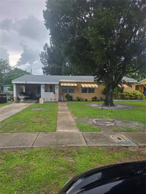 393 Florida Ave, Fort Lauderdale, FL 33312