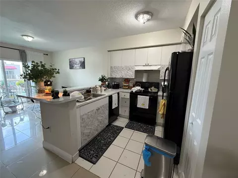 11060 SW 196th St #403, Cutler Bay, FL 33157