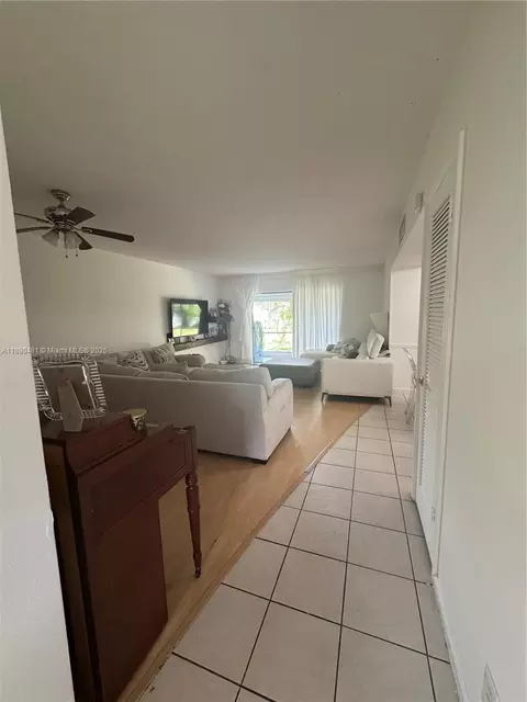 10 SE 13 #A3, Boca Raton, FL 33432