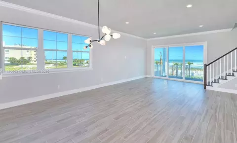 Living - 23 Marden Dr, Ormond Beach, FL 32176 photo 2 of 6