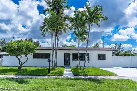 6320 NW 113th Ter, Hialeah, FL 33012